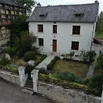 Cozy Escape In Namur Region Vakantiehuis