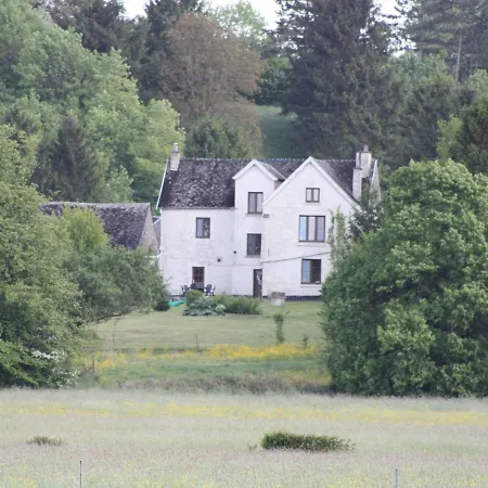Holiday home Luxurious Holiday Home With Garden In Gimn E Doische