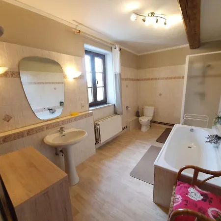 Holiday home Luxurious Holiday Home With Garden In Gimn E