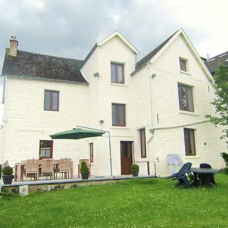 Luxurious Holiday Home With Garden In Gimn E *