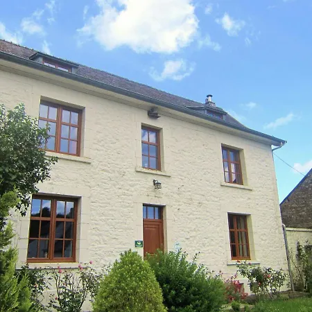 Luxurious Holiday Home With Garden In Gimn E Holiday home