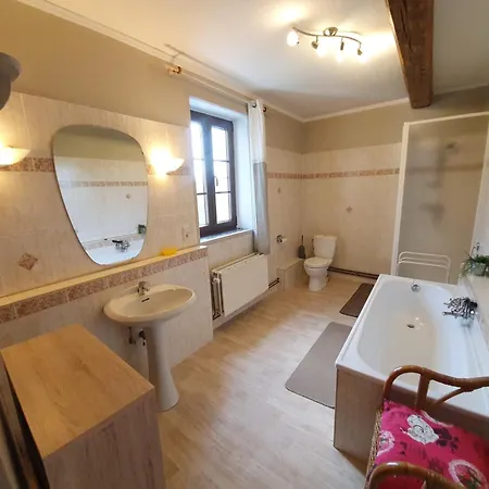 Cozy Escape In Namur Region Doische